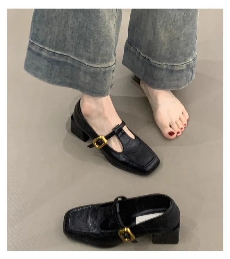 Sepatu Mary Jane dengan ujung  - Vintage Fashion Dresses ulasan dan harga